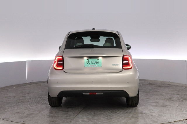 2025 Fiat 500e