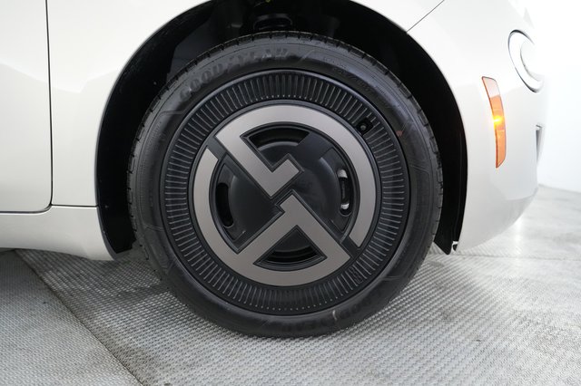 2025 Fiat 500e — photo 16 of 20