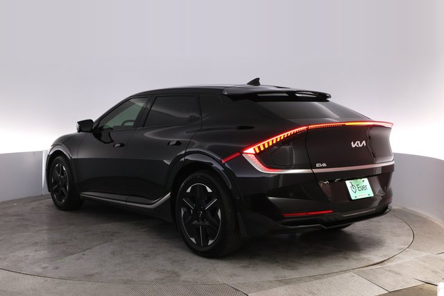 2025 Kia EV6 — photo 13 of 26