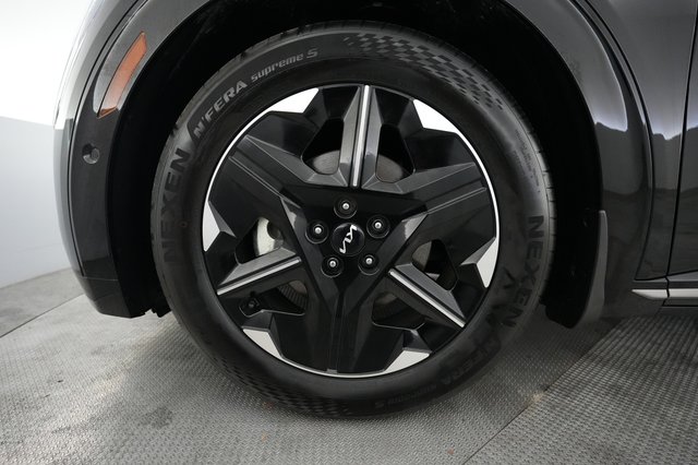 2025 Kia EV6 — photo 15 of 26