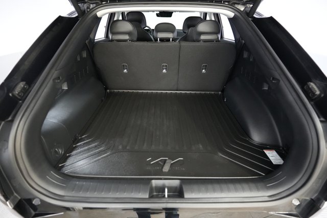 2025 Kia EV6 — photo 6 of 26