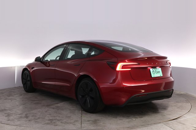 2025 Tesla Model 3 — photo 13 of 22