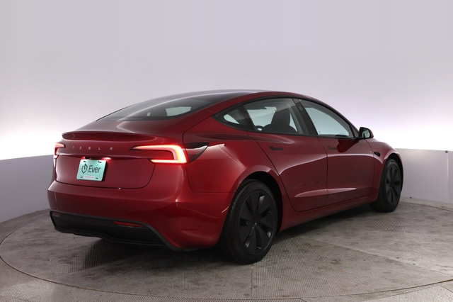 2025 Tesla Model 3