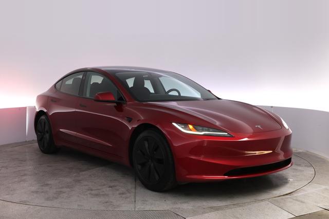 2025 Tesla Model 3 — photo 10 of 22