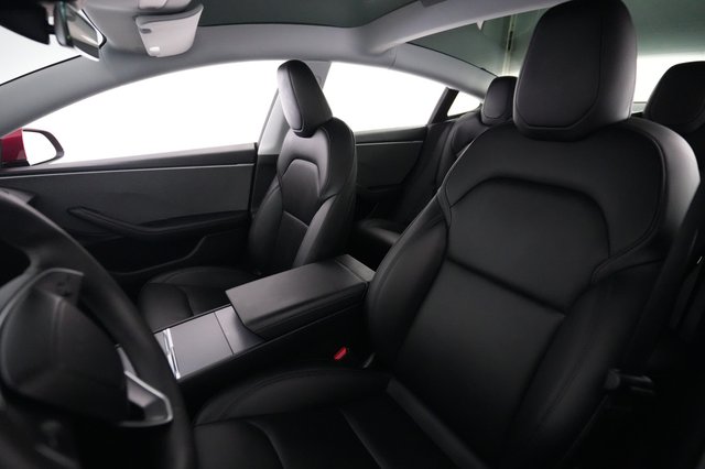 2025 Tesla Model 3 — photo 3 of 22