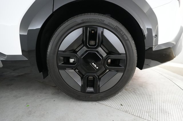 2026 Kia EV9 — photo 7 of 26