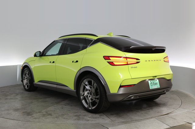2023 Genesis GV60 — photo 13 of 25