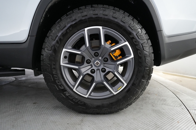 2023 Rivian R1T