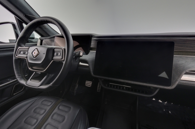 2023 Rivian R1T