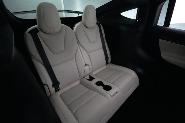 2023 Tesla Model X — photo 21 of 26