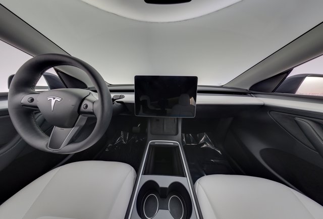 2023 Tesla Model Y — photo 21 of 25