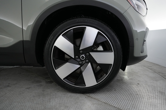 2023 Volvo C40 Recharge