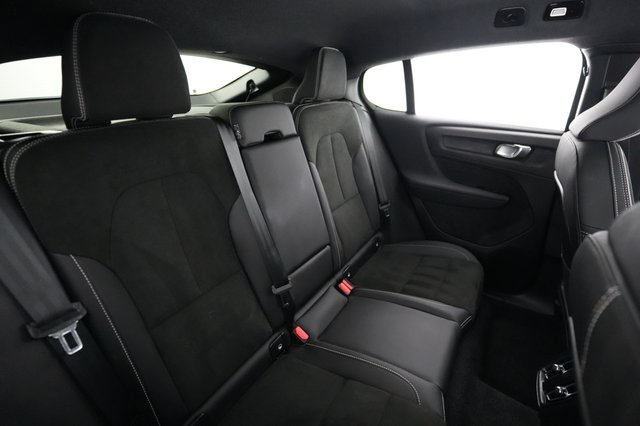 2023 Volvo C40 Recharge — photo 4 of 21