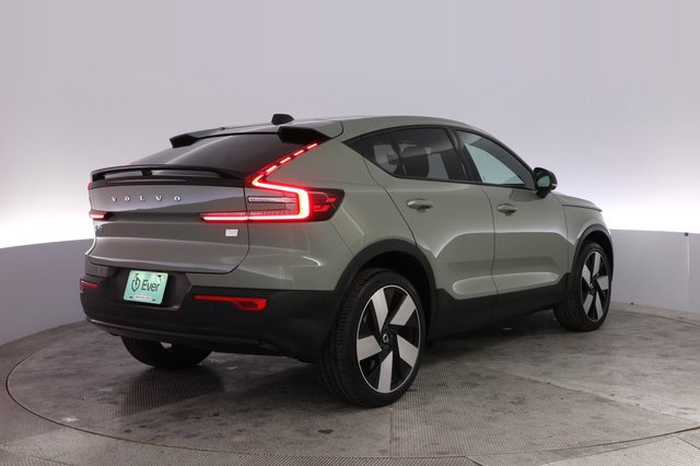 2023 Volvo C40 Recharge — photo 2 of 21