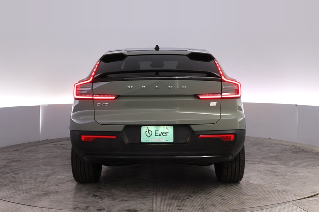 2023 Volvo C40 Recharge