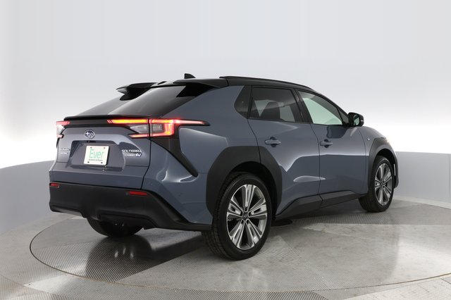 2023 Subaru Solterra — photo 2 of 25
