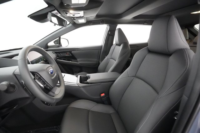 2023 Subaru Solterra — photo 17 of 25