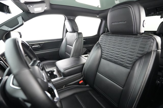 2024 GMC Sierra EV — photo 3 of 16