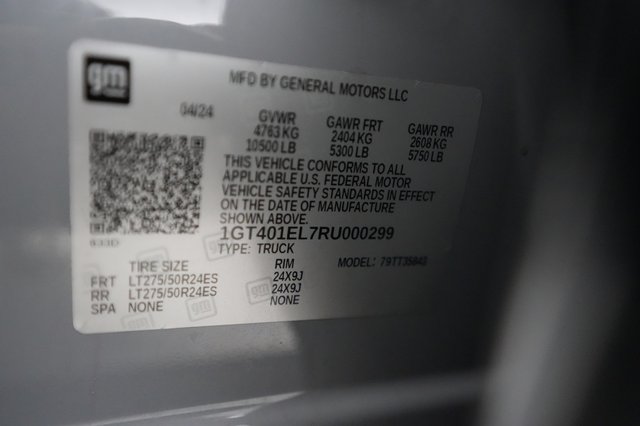 2024 GMC Sierra EV — photo 15 of 16