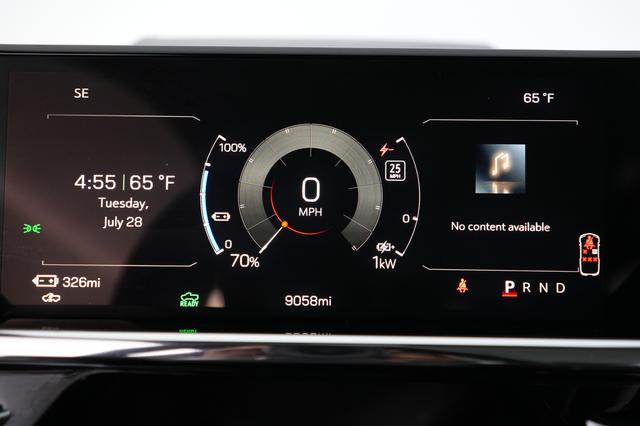 2024 GMC Sierra EV — photo 5 of 16