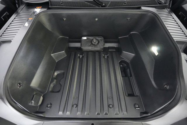 2024 GMC Sierra EV — photo 14 of 16