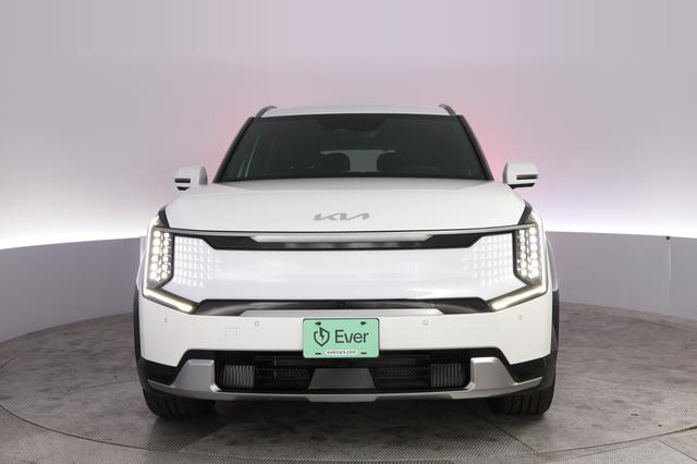 2024 Kia EV9 — photo 9 of 26