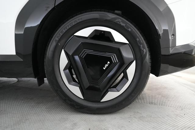 2024 Kia EV9 — photo 7 of 26