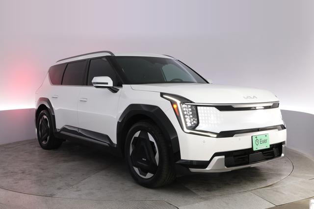 2024 Kia EV9 — photo 10 of 26