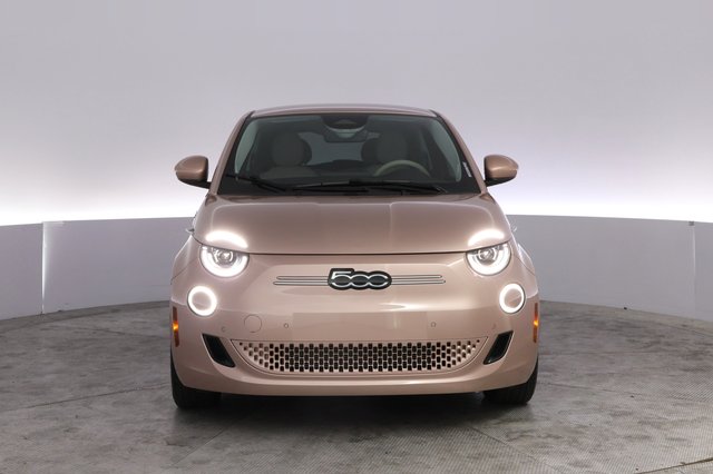 2024 Fiat 500e — photo 9 of 20