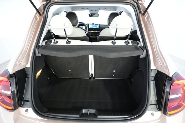 2024 Fiat 500e — photo 6 of 20