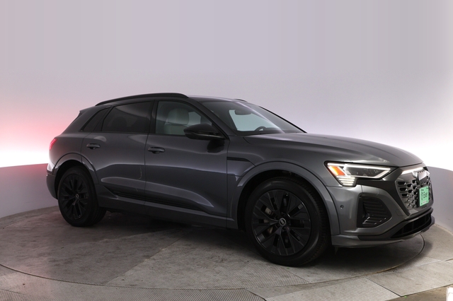2024 Audi Q8 e-tron