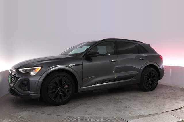 2024 Audi Q8 e-tron — photo 14 of 22