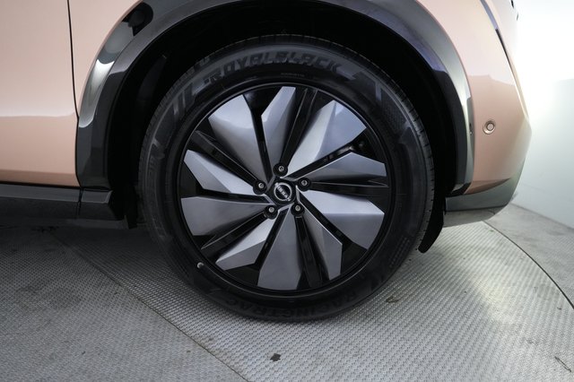 2023 Nissan Ariya — photo 15 of 20