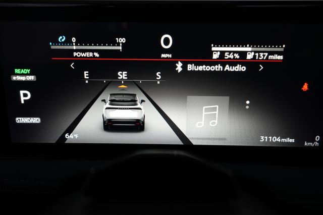 2023 Nissan Ariya — photo 5 of 20