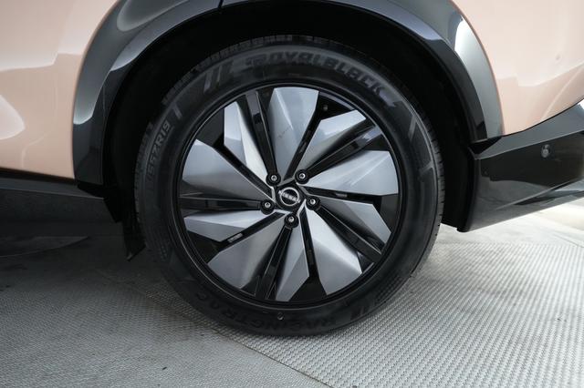 2023 Nissan Ariya — photo 7 of 20