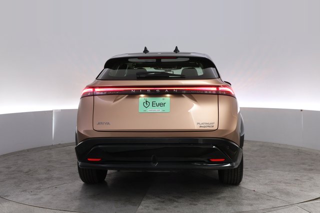 2023 Nissan Ariya — photo 12 of 20