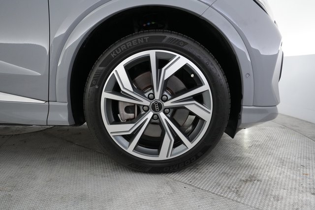 2023 Audi Q4 e-tron Sportback — photo 16 of 20