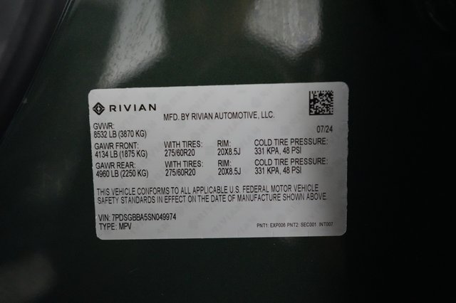 2025 Rivian R1S — photo 24 of 24