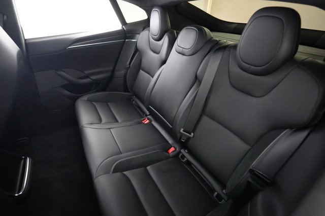 2026 Tesla Model S — photo 19 of 20