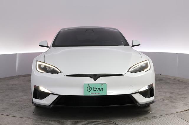 2026 Tesla Model S — photo 9 of 20