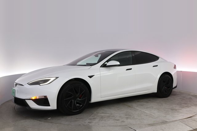 2026 Tesla Model S — photo 14 of 20
