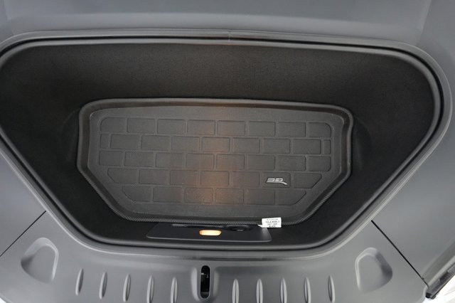 2026 Tesla Model S — photo 6 of 20