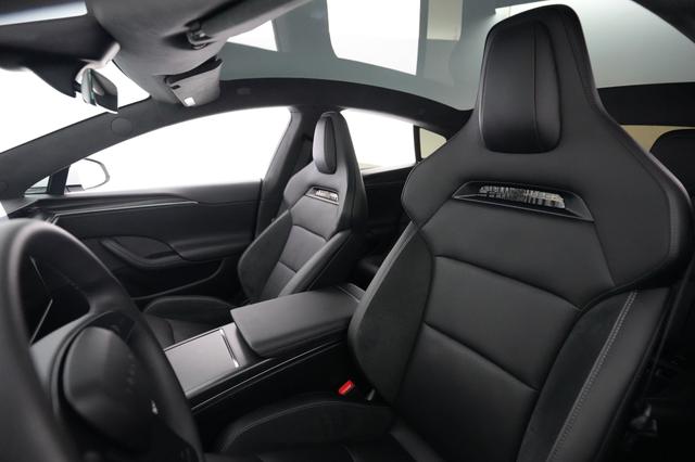 2026 Tesla Model S — photo 3 of 20