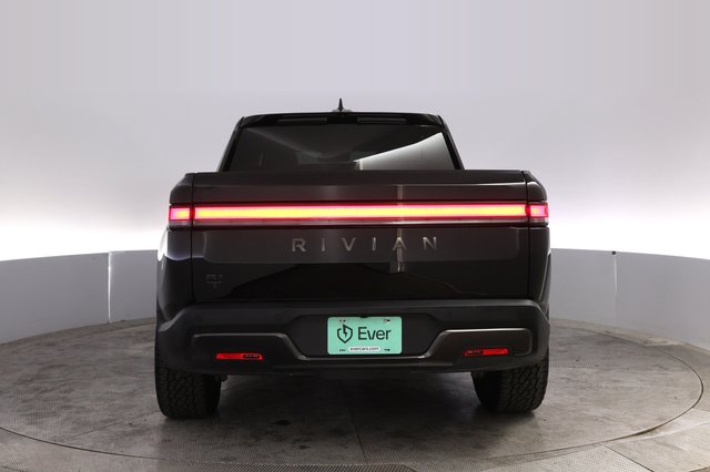 2026 Rivian R1T — photo 12 of 25