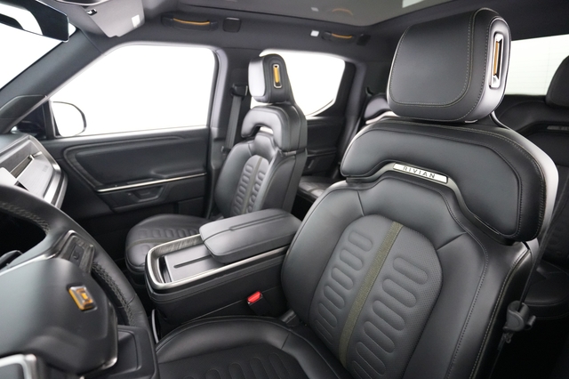 2026 Rivian R1T