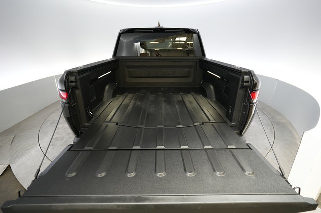 2026 Rivian R1T — photo 6 of 25
