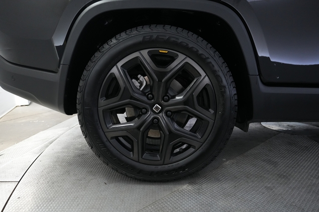 2026 Rivian R1T