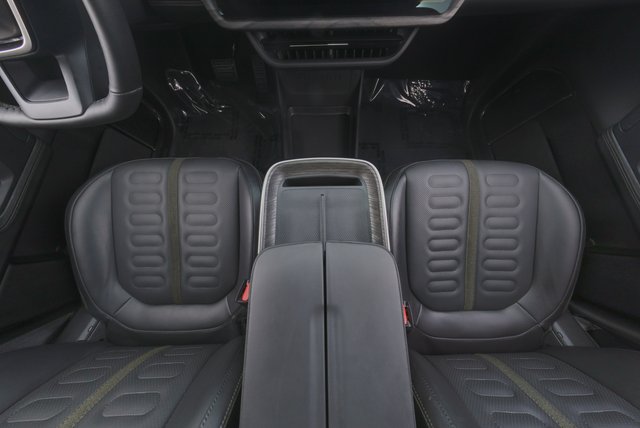 2026 Rivian R1T — photo 22 of 25