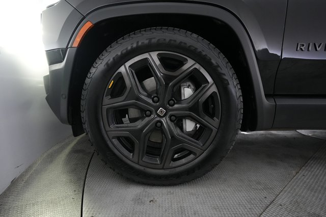 2026 Rivian R1T — photo 15 of 25