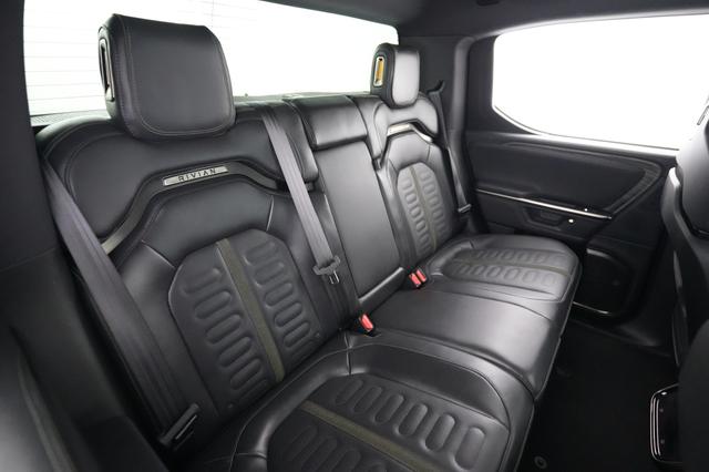 2026 Rivian R1T — photo 4 of 25